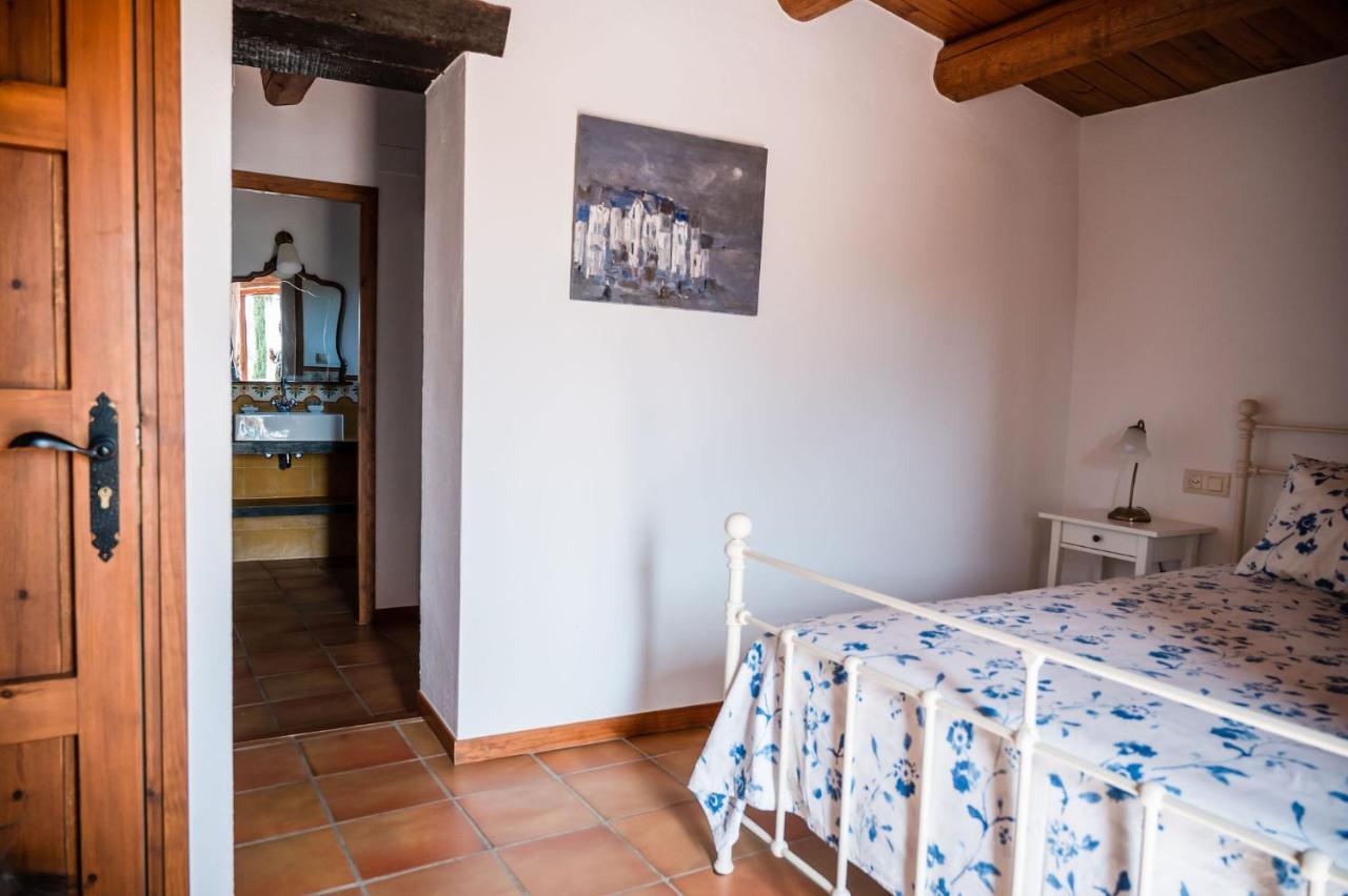 Mas Camins (Adults Only) Bed and Breakfast Avinyonet de Puigventós Exterior foto